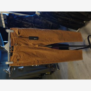 Billy Jeans Cognac Flj 80 cm LANG