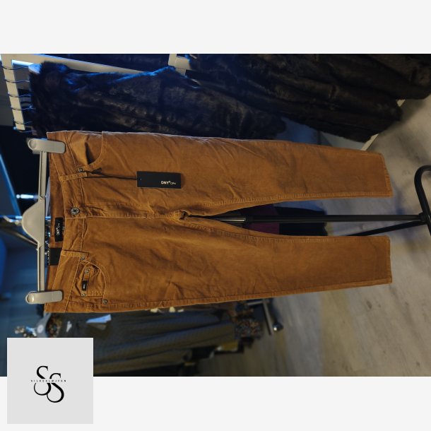 Billy Jeans Cognac Flj 80 cm LANG