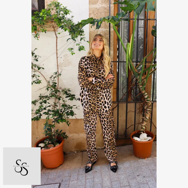 SARA LS SHIRT - BIG LUX LEO