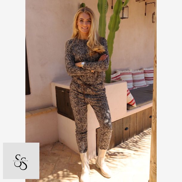 ALMA (FLEECE) MOCCA LACE 